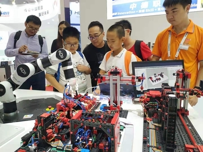 全球最厲害的機(jī)器人齊聚 蒲江赴京參會(huì)&ldquo;競技&rdquo;